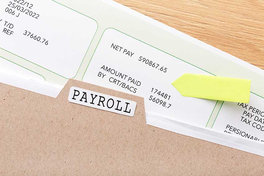 Maximize Payroll Deductions Under Corporate Tax