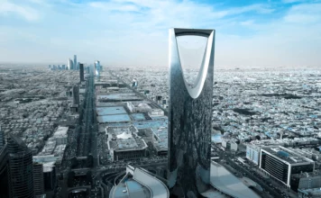 A Simple Guide to Expanding Your Business Into Saudi Arabia Expanding Your Business Into Saudi Arabia